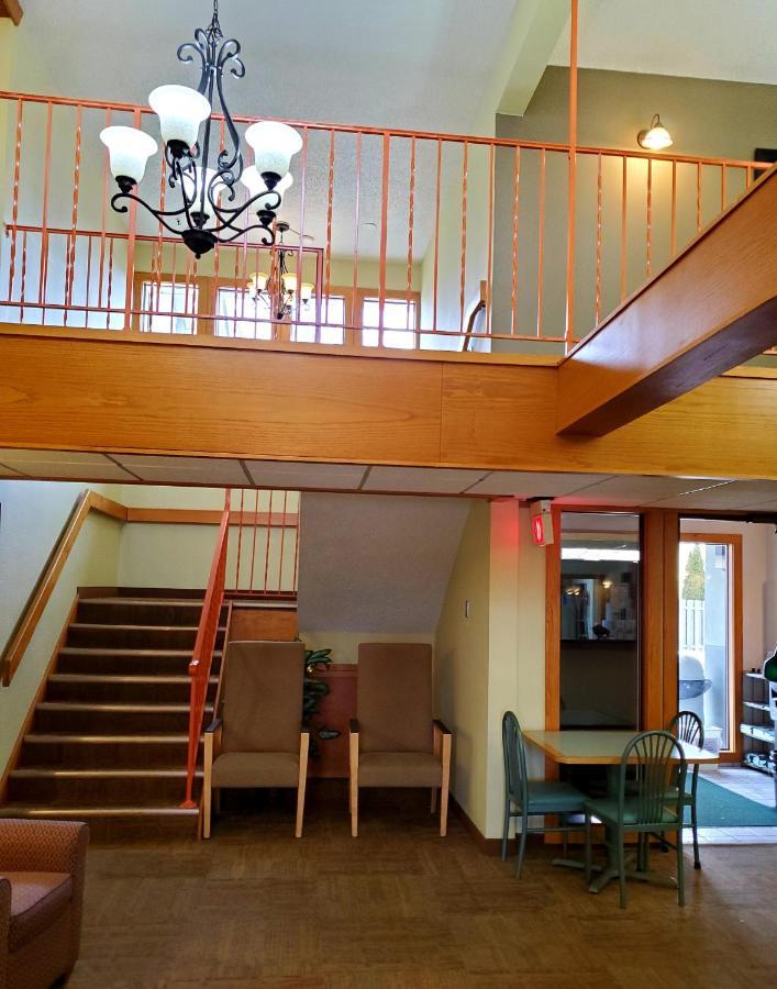 Bison Plains Lodge Moorhead Екстер'єр фото